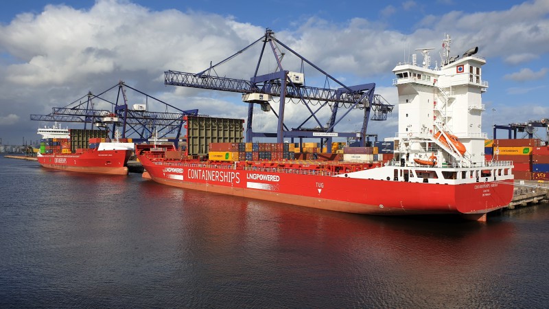 CONTAINERSHIPSAURORA