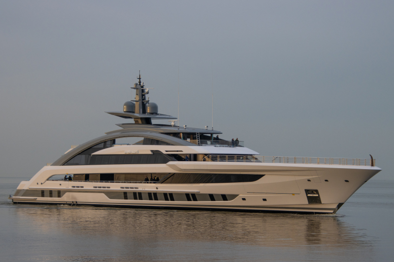 M/Y GENESIS