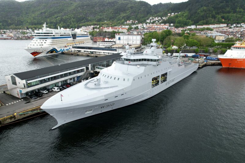 KV JAN MAYEN
