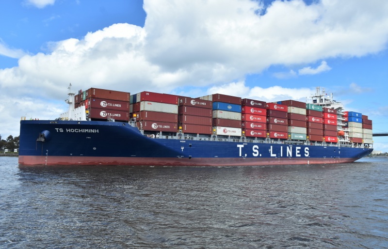 Ts Hochiminh Container Feeder 3